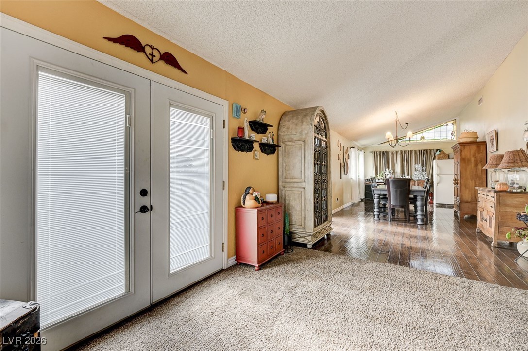 2989 Santa Margarita Street