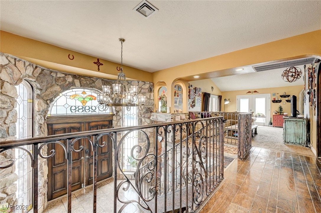 2989 Santa Margarita Street