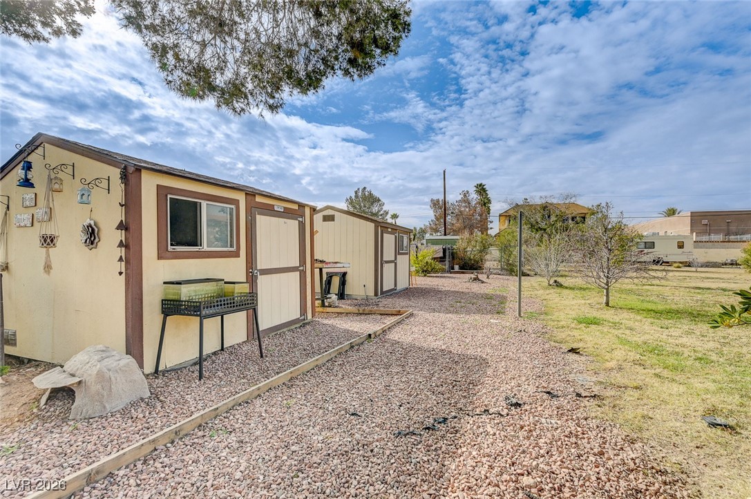 2989 Santa Margarita Street