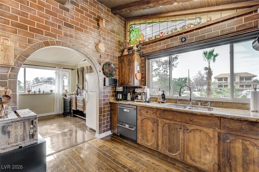 2989 Santa Margarita Street