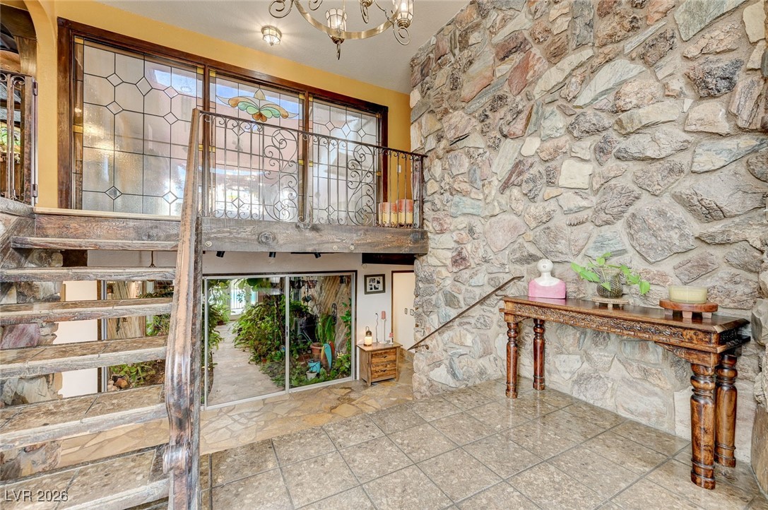 2989 Santa Margarita Street