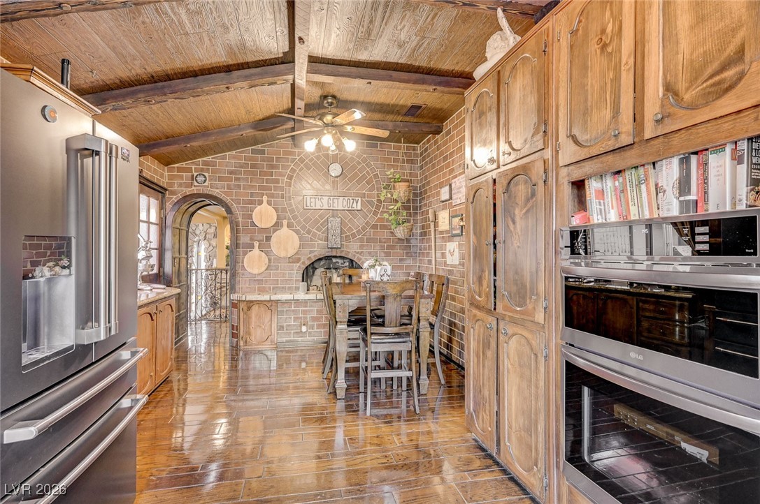 2989 Santa Margarita Street