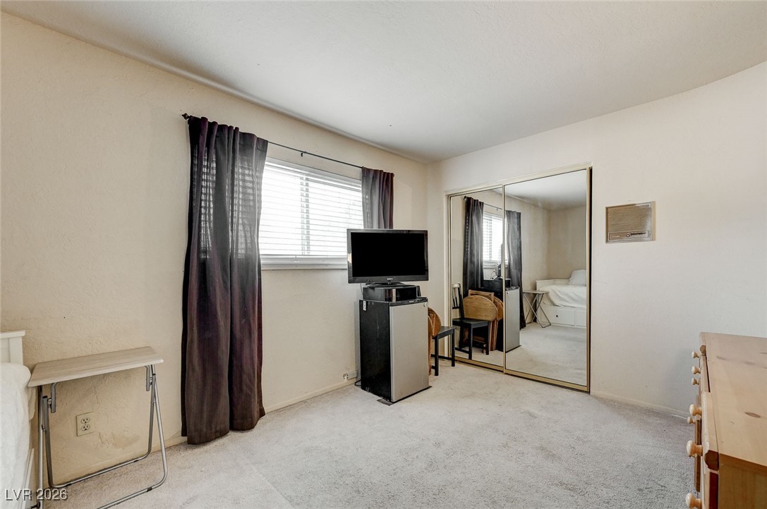 2989 Santa Margarita Street