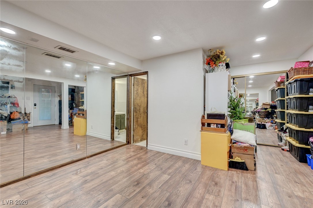 2989 Santa Margarita Street