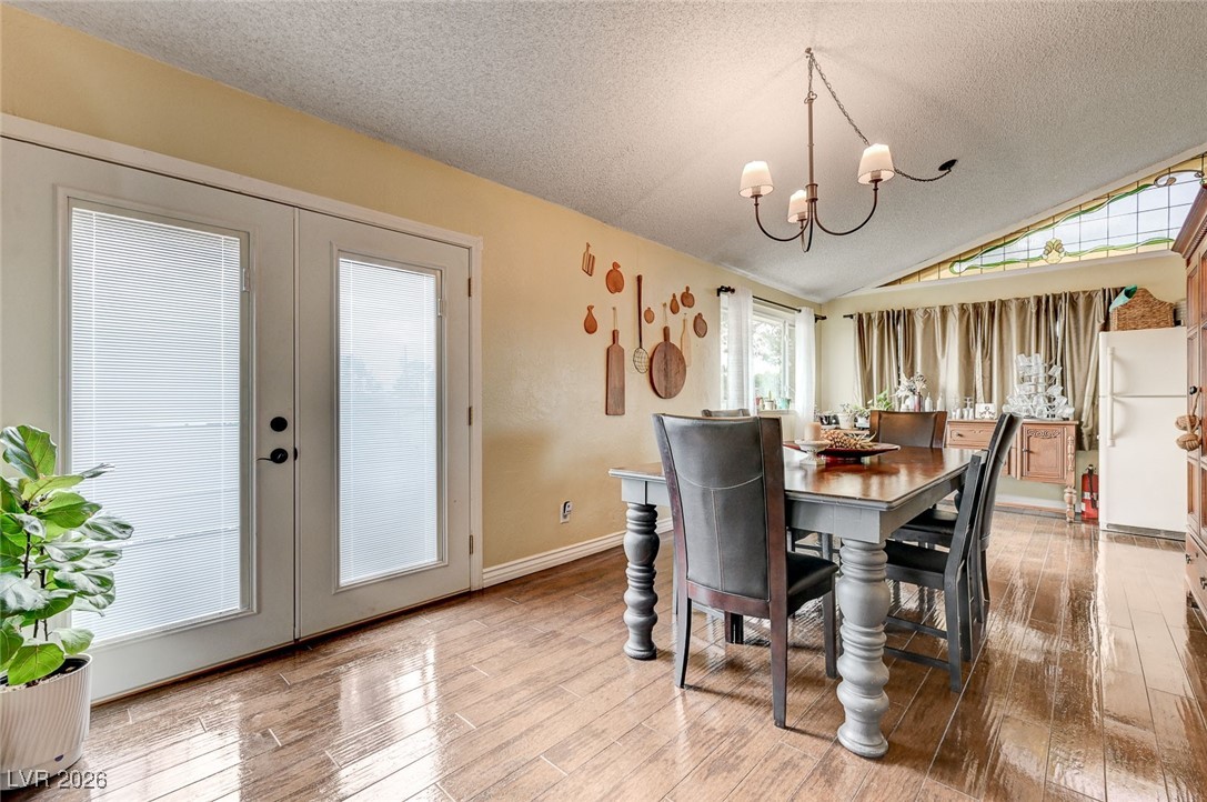 2989 Santa Margarita Street