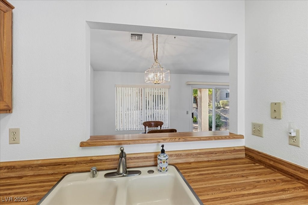 9521 Gold Bank Drive