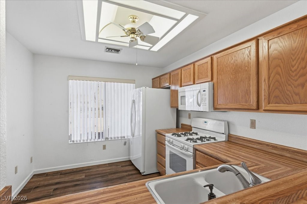 9521 Gold Bank Drive