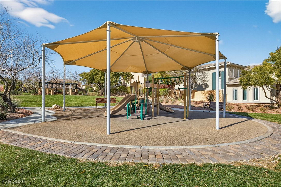 7349 Merimack Oaks Street