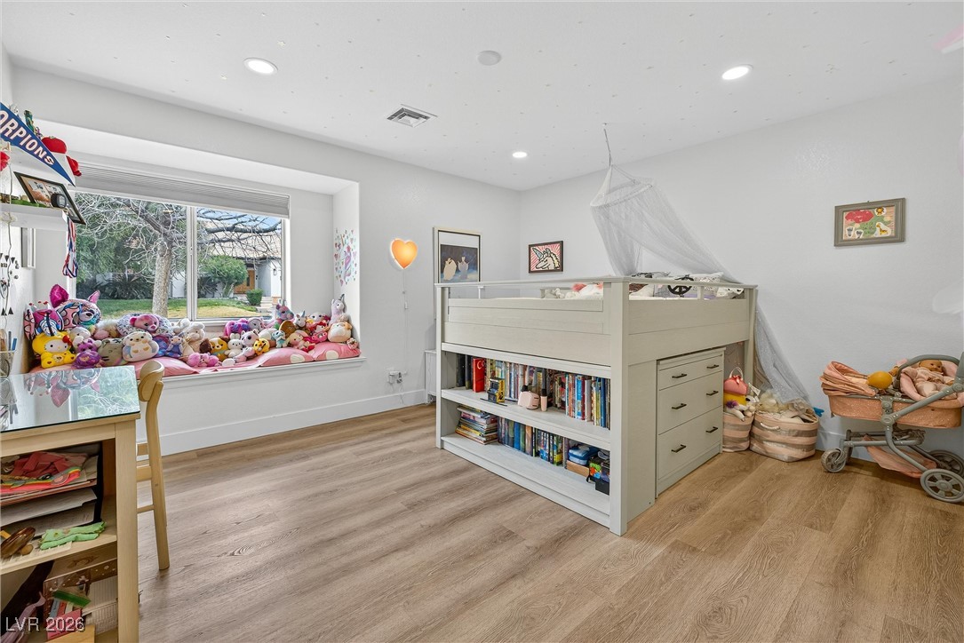 3236 Cliff Sieler Court