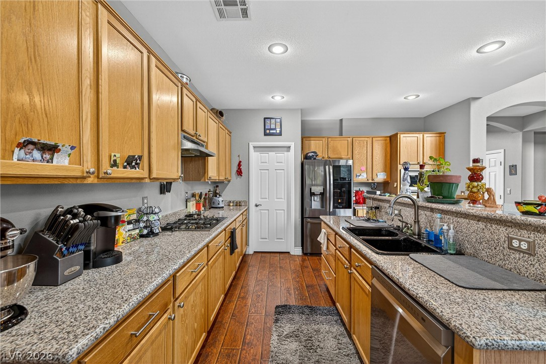 865 Bussora Rose Drive