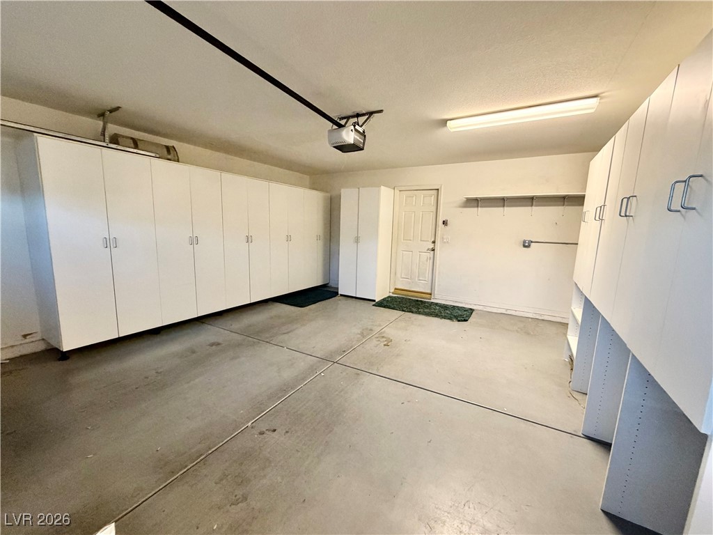 11025 Arbor Pine Avenue