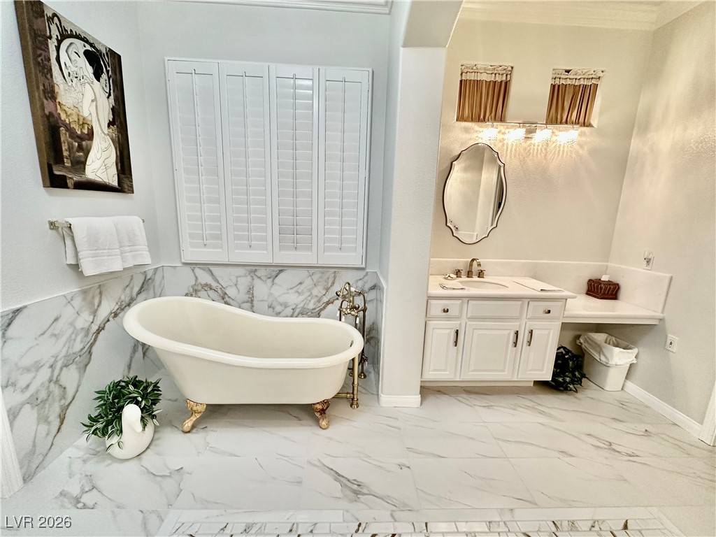 11025 Arbor Pine Avenue