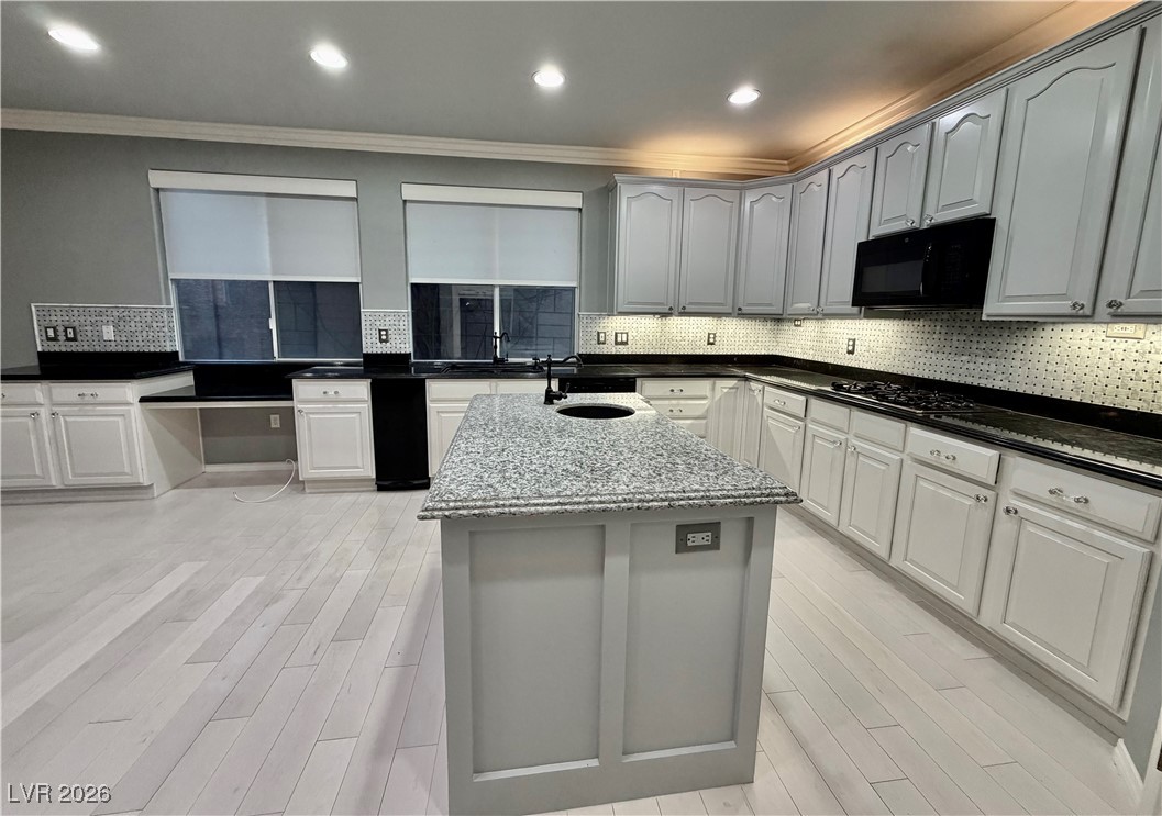 11025 Arbor Pine Avenue