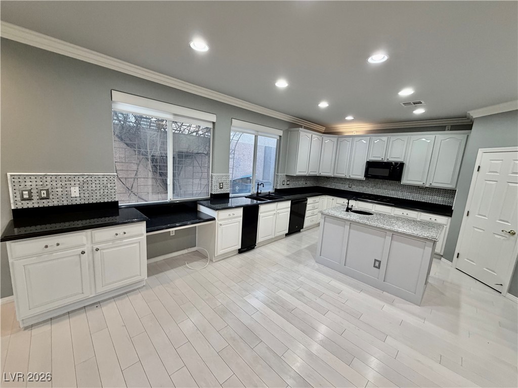 11025 Arbor Pine Avenue