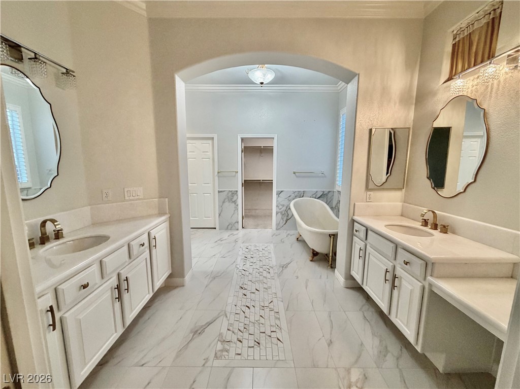 11025 Arbor Pine Avenue