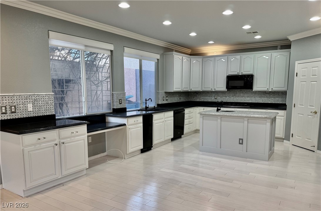 11025 Arbor Pine Avenue