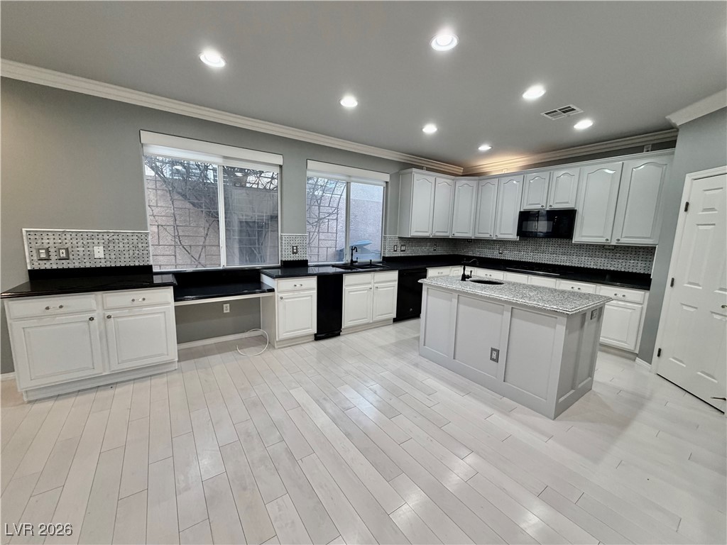 11025 Arbor Pine Avenue