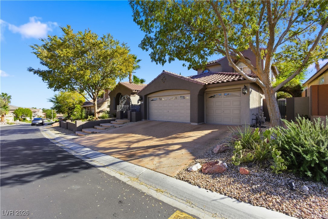 11025 Arbor Pine Avenue