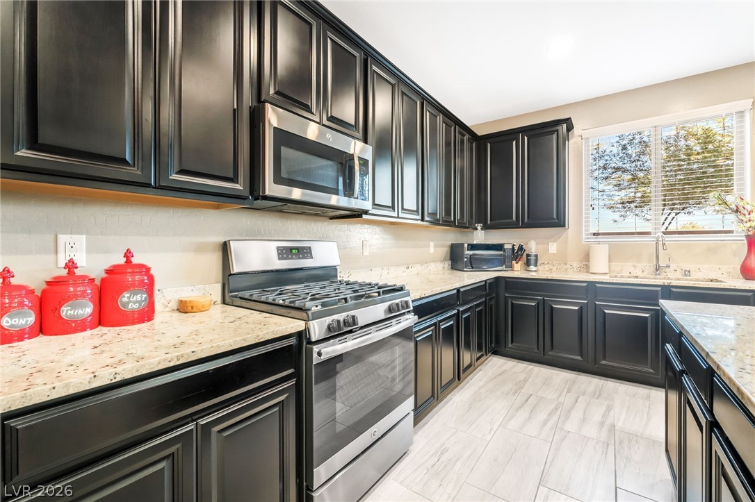 3220 Alpine Aster Avenue