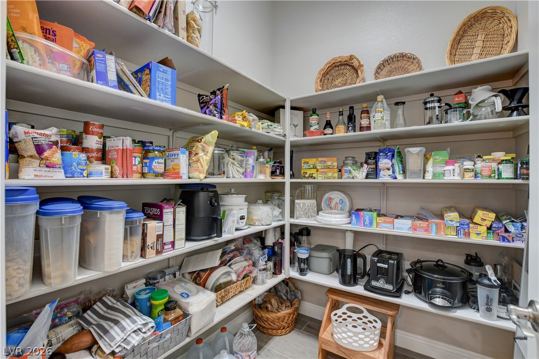 6709 Titanium Crest Street