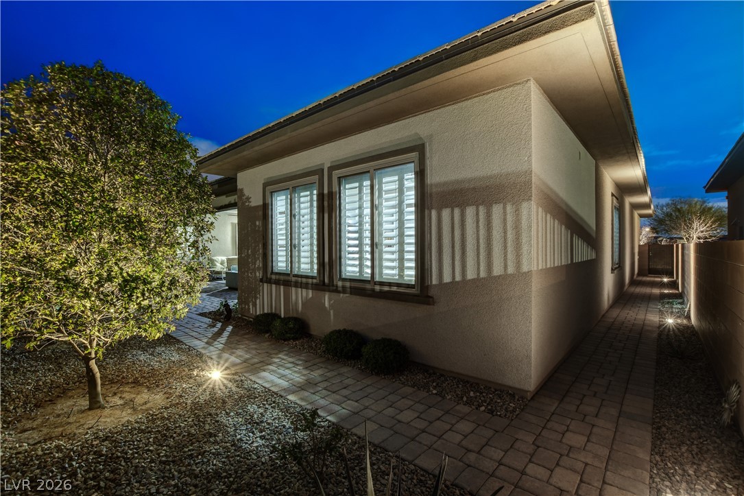 6709 Titanium Crest Street