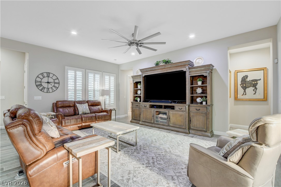 6709 Titanium Crest Street