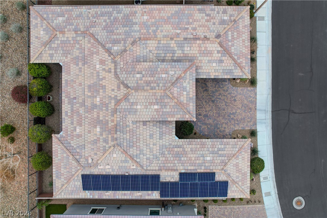 6709 Titanium Crest Street