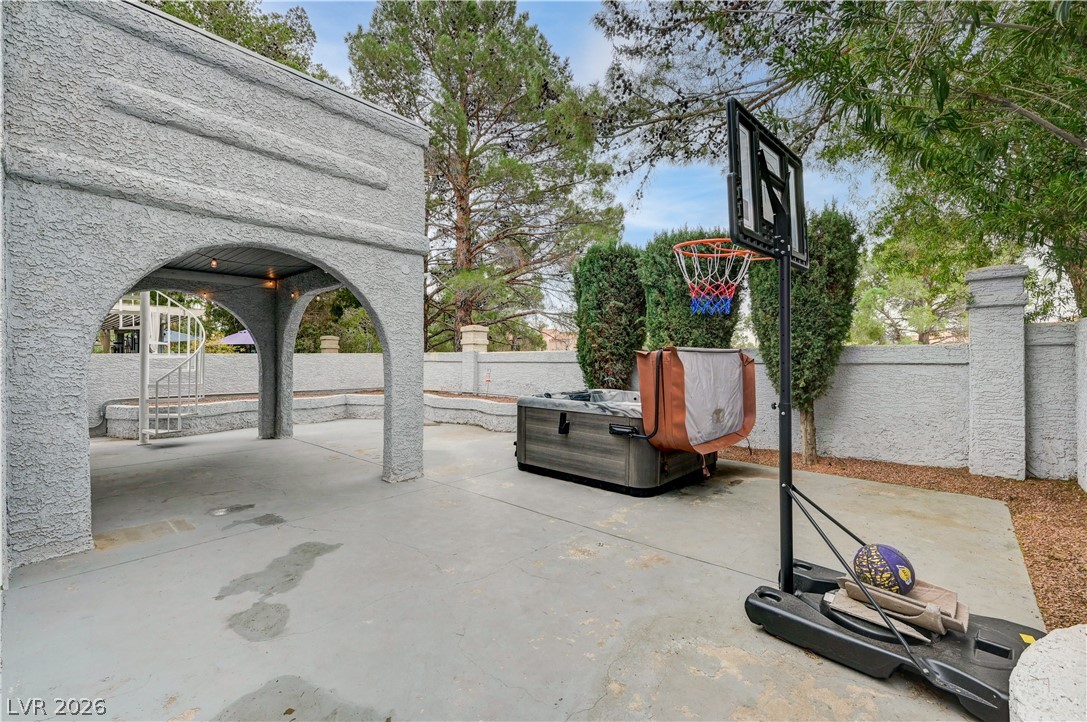 9733 Fern Canyon Avenue