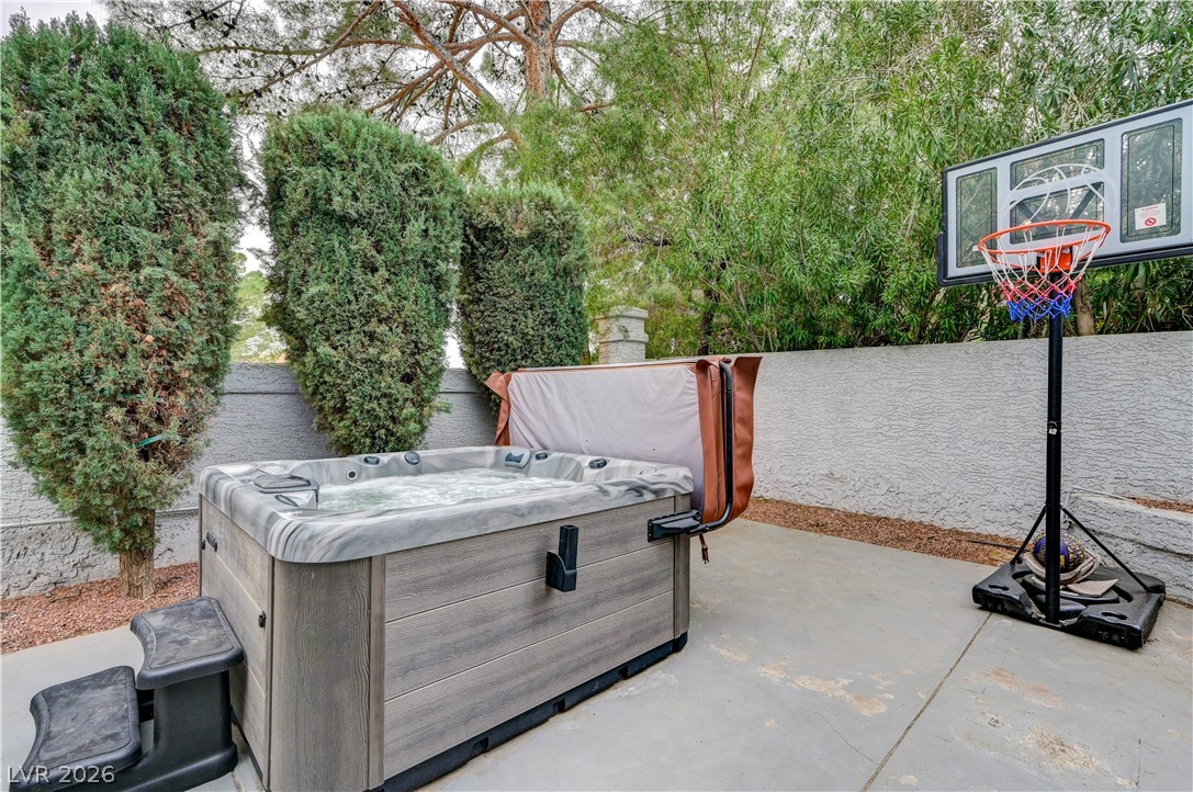 9733 Fern Canyon Avenue