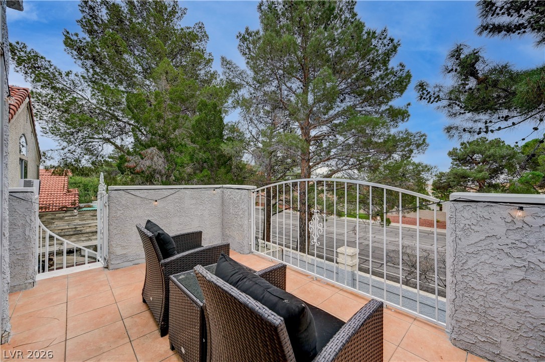 9733 Fern Canyon Avenue