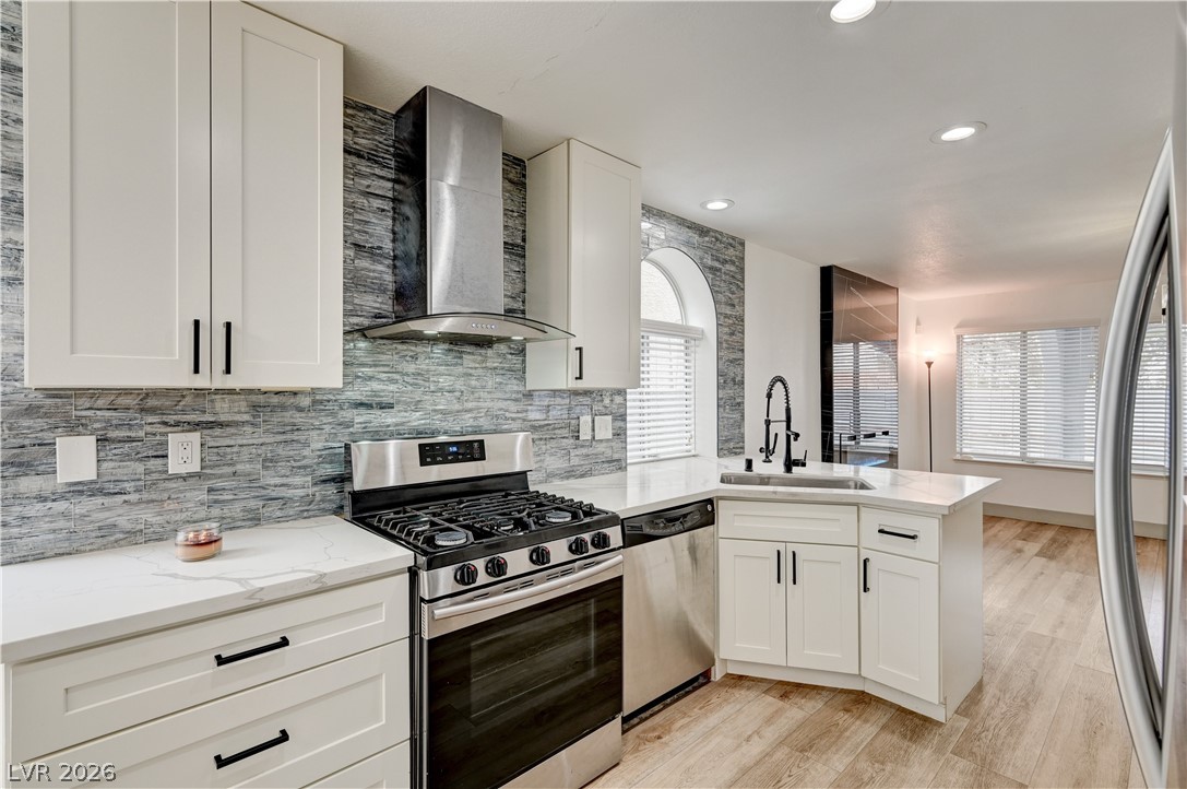 9733 Fern Canyon Avenue