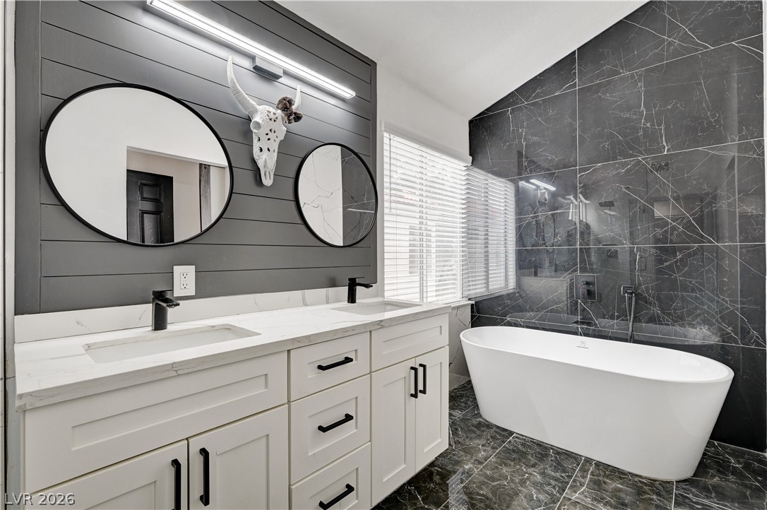 9733 Fern Canyon Avenue