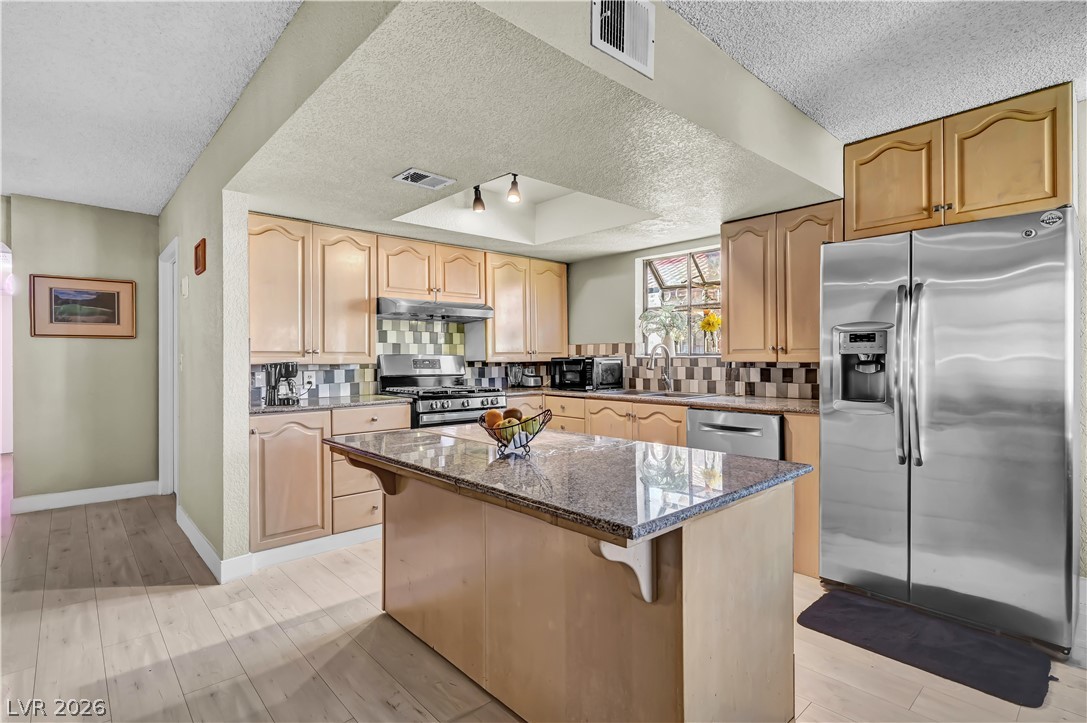 5087 Eldora Avenue 3