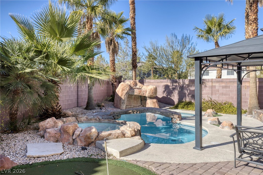 6784 Coronado Crest Avenue