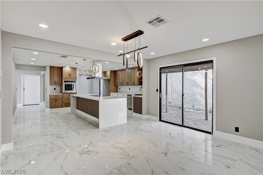 3420 Calle De Corrida