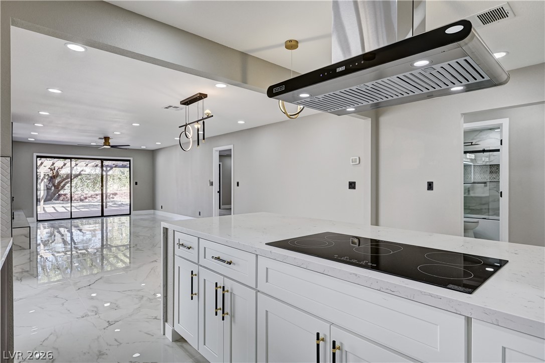 3420 Calle De Corrida