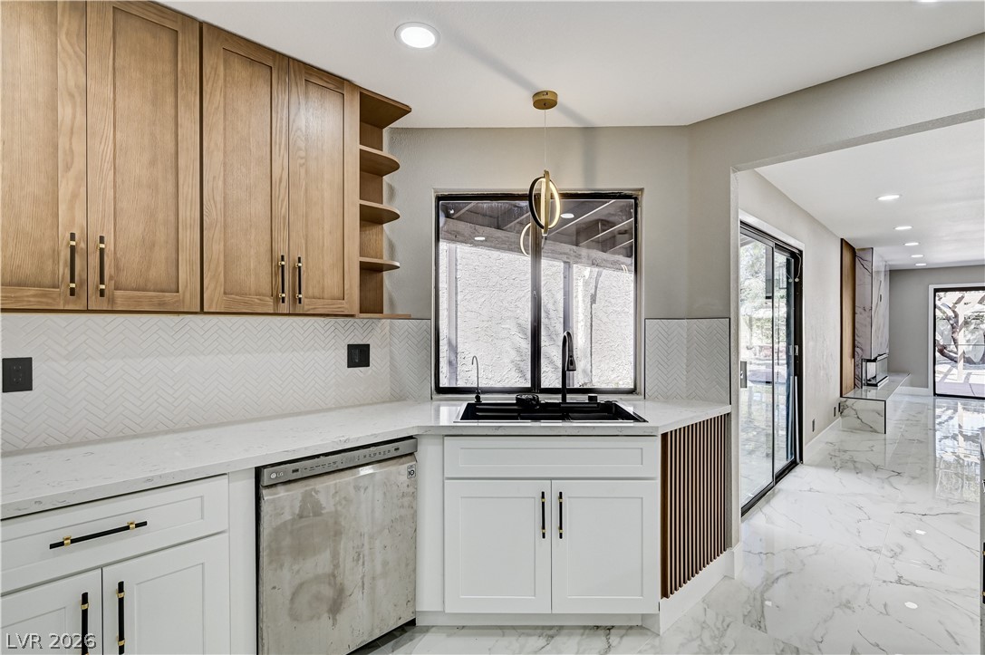 3420 Calle De Corrida