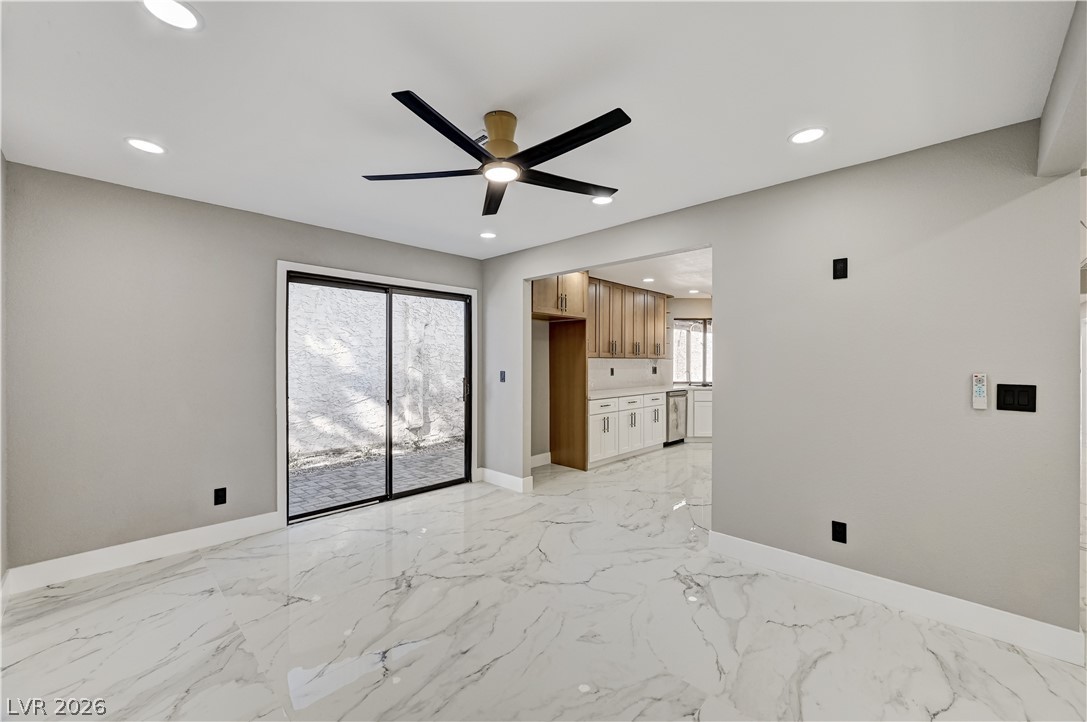 3420 Calle De Corrida