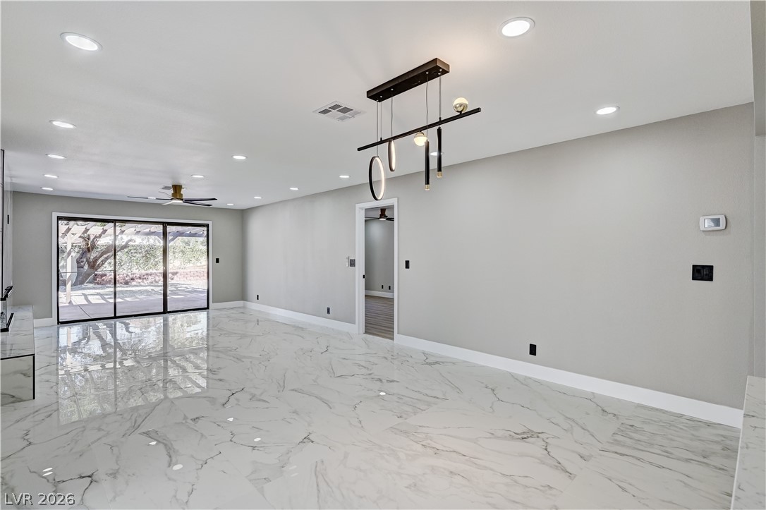 3420 Calle De Corrida