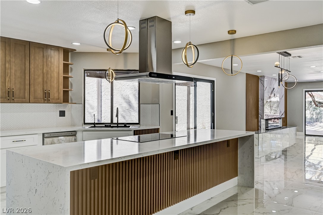 3420 Calle De Corrida