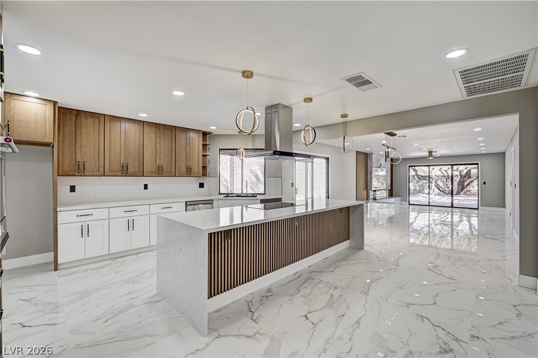 3420 Calle De Corrida