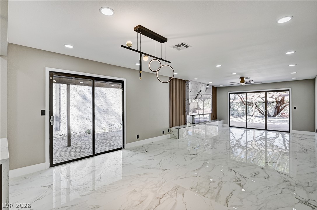 3420 Calle De Corrida