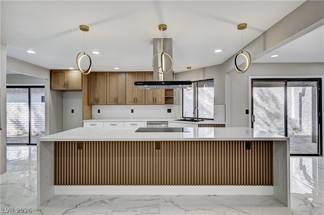 3420 Calle De Corrida