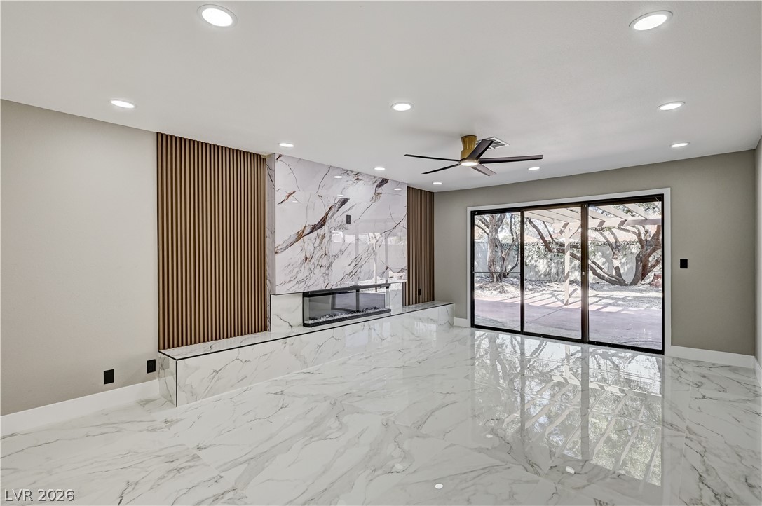 3420 Calle De Corrida