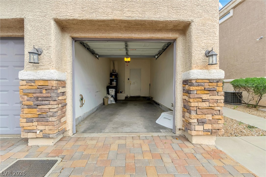 98 Dow Jones Street 1