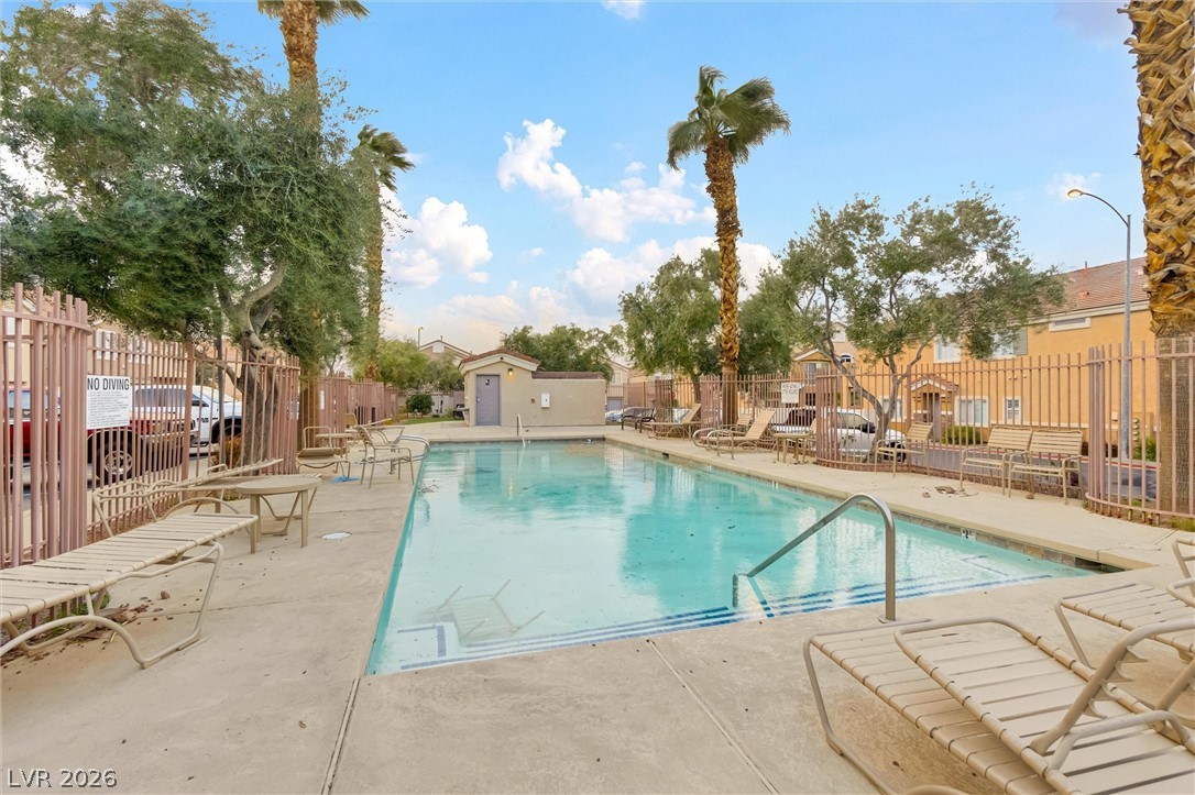 98 Dow Jones Street 1