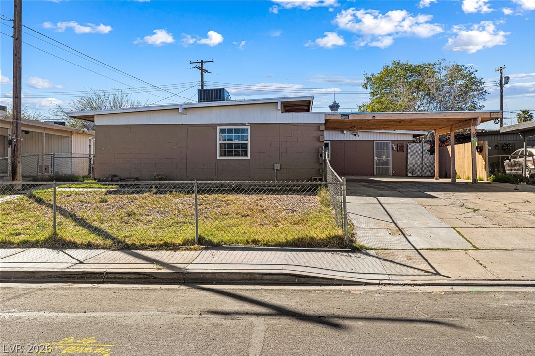 2204 South 15th Street