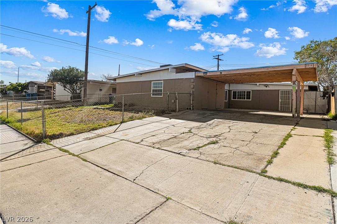 2204 South 15th Street