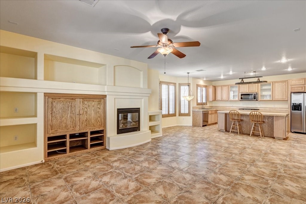 476 Dynacraft Street