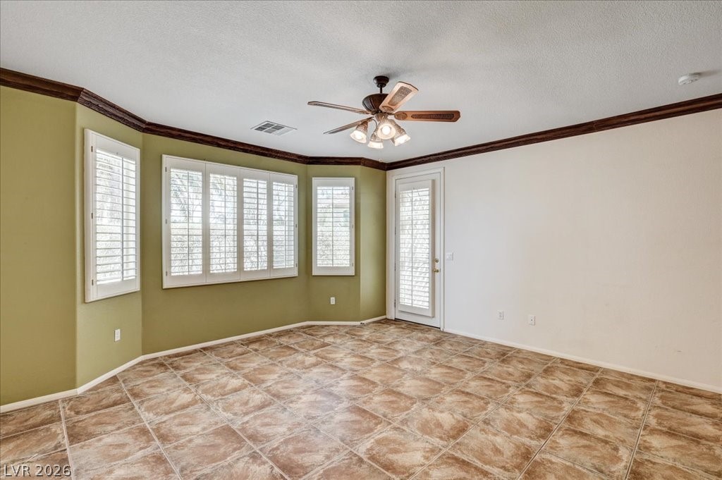 476 Dynacraft Street